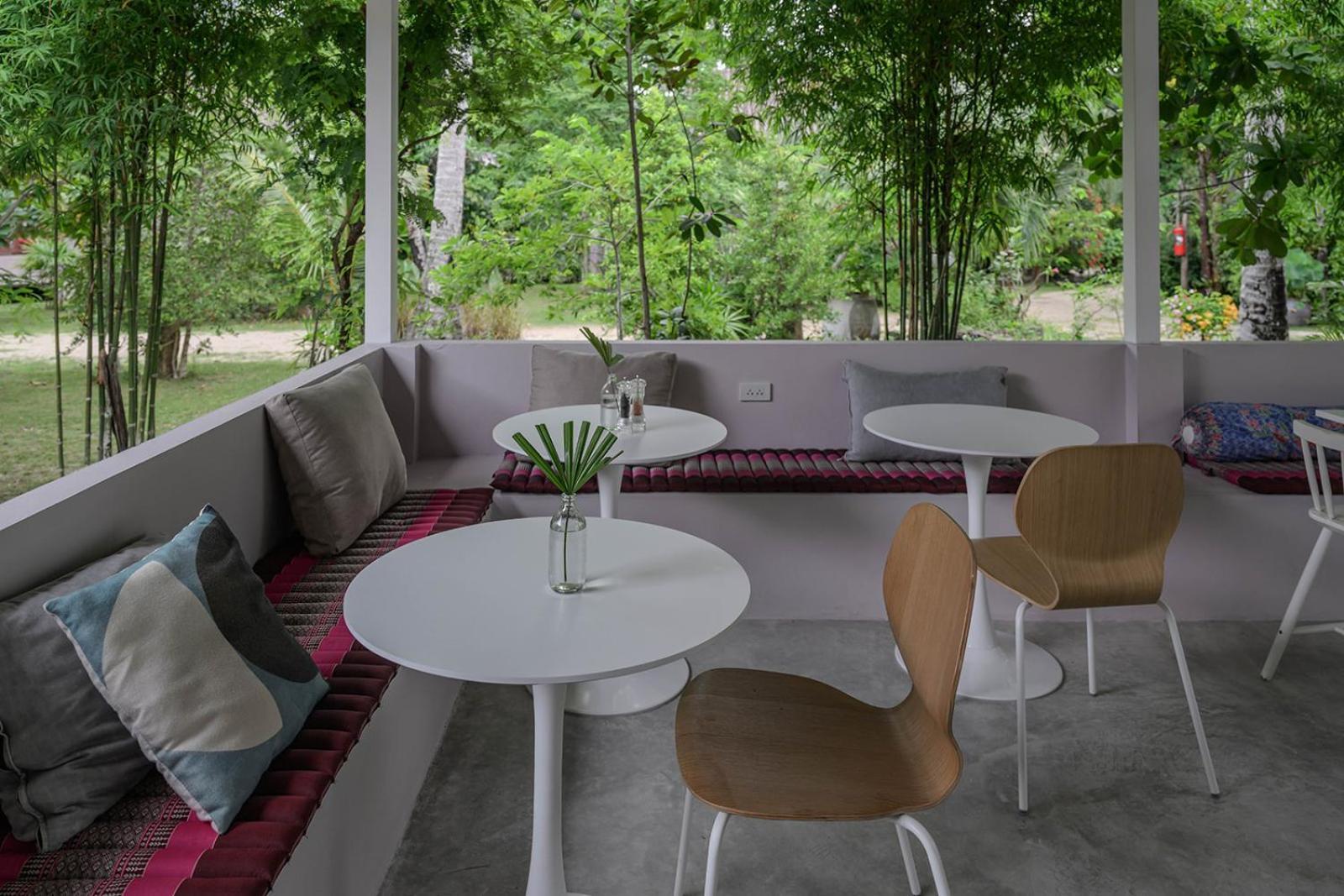 Boonya Swiss Home チャロクルム エクステリア 写真